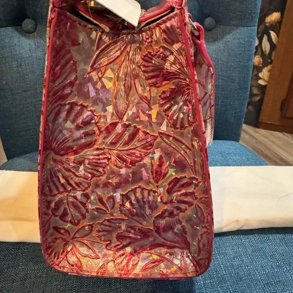 Brahmin Cami Coral Snapdragon Lokelani Vibrant Pink Embossed Floral Bag - Picture 3 of 8